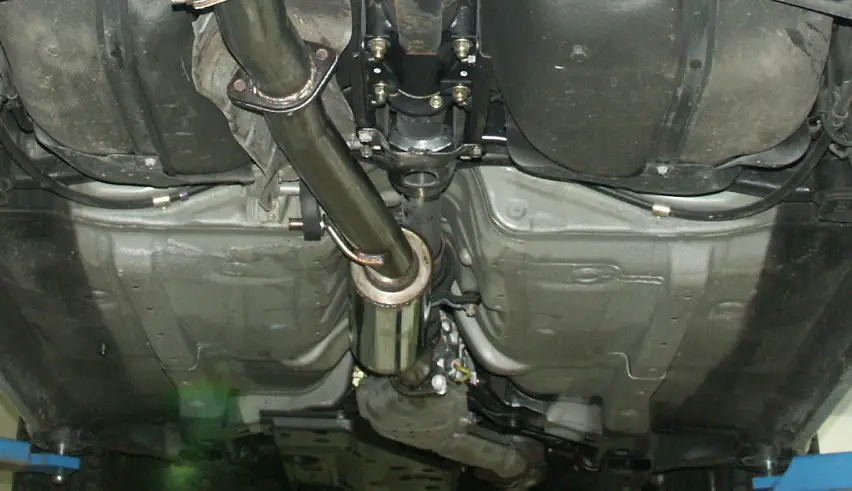 Preiswert Fox Vorschalldämpfer Auspuff Sportauspuff für Subaru Impreza WRX/ STI 2.0l Turbo
