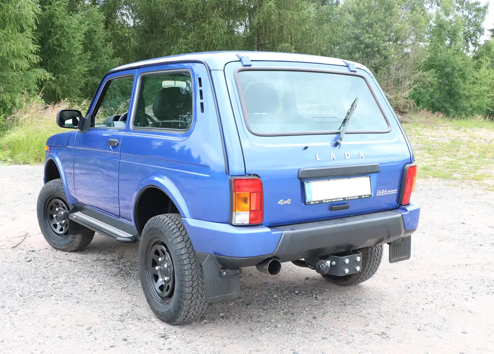Fox Auspuff Sportauspuff Sportendschalldämpfer für Lada Niva 4x4 Urban 1.7l 61kW Neue Ware