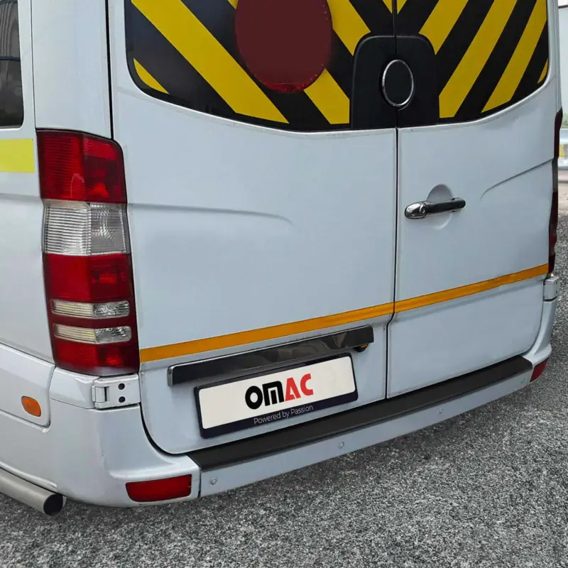 Ladekantenschutz für Mercedes Sprinter W906 / VW Crafter 2006-2018 matt schwarz Beliebt
